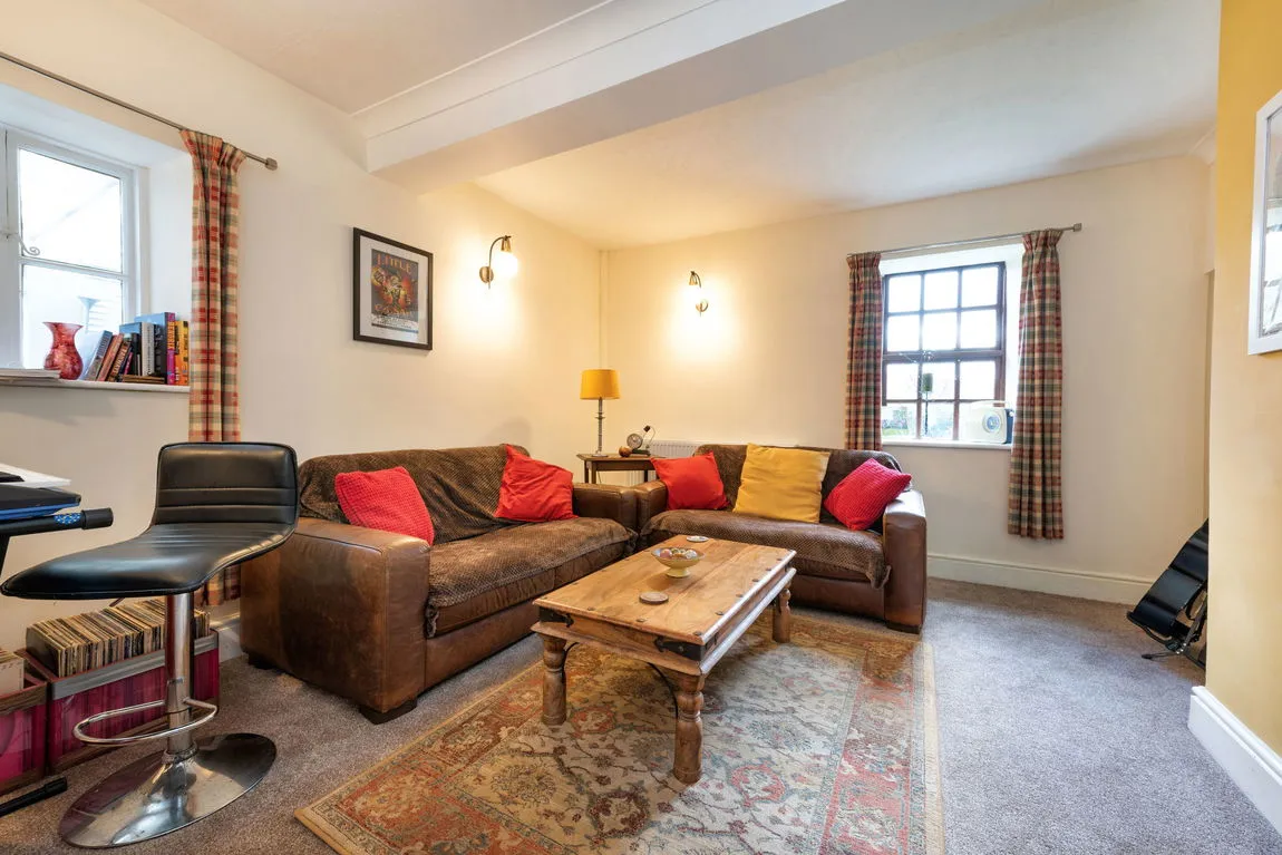 Lower Denbigh Road, St. Asaph, Denbighshire, LL17 0EP, photo 5
