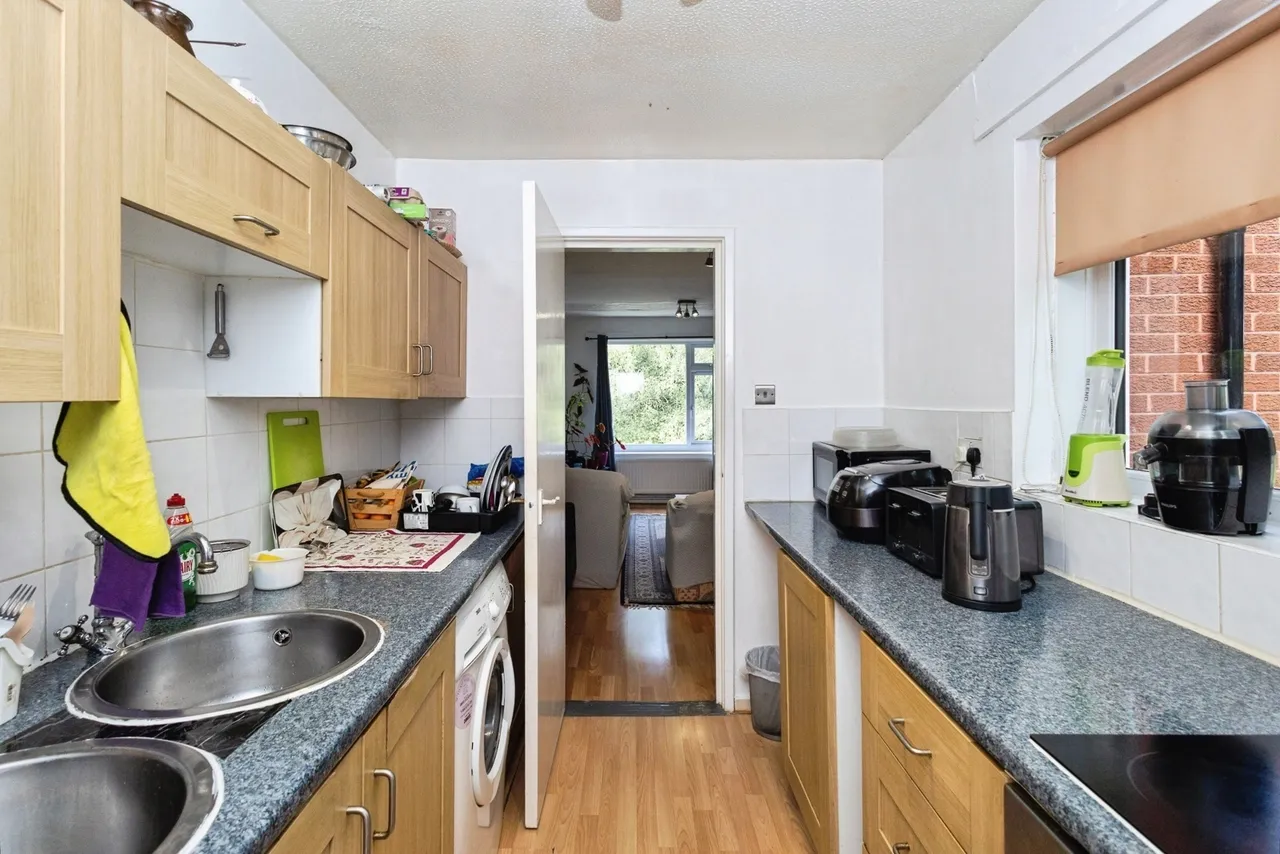 Wellington Road North, Stockport, Greater Manchester, SK4, photo 5