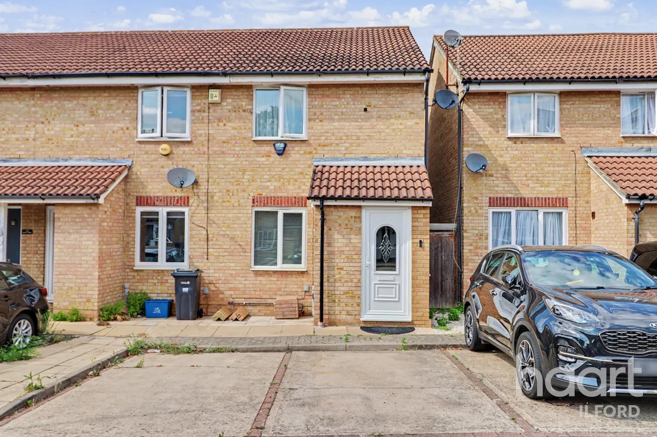 Fenman Gardens, Ilford, IG3, photo 24