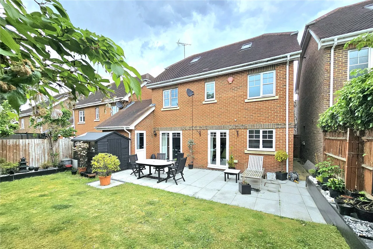 Southcote Park, Camberley, Surrey, GU15 1JP, photo 16