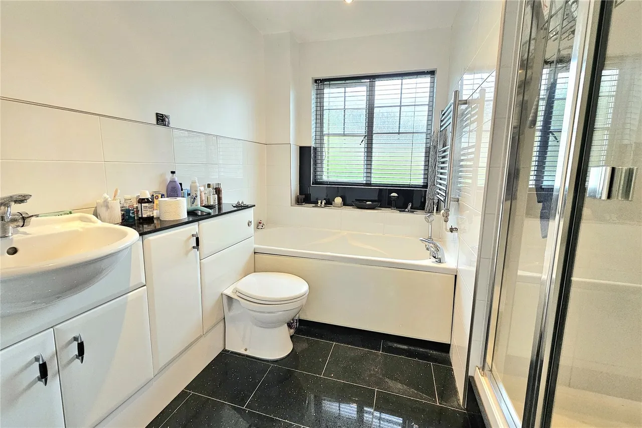 Southcote Park, Camberley, Surrey, GU15 1JP, photo 8
