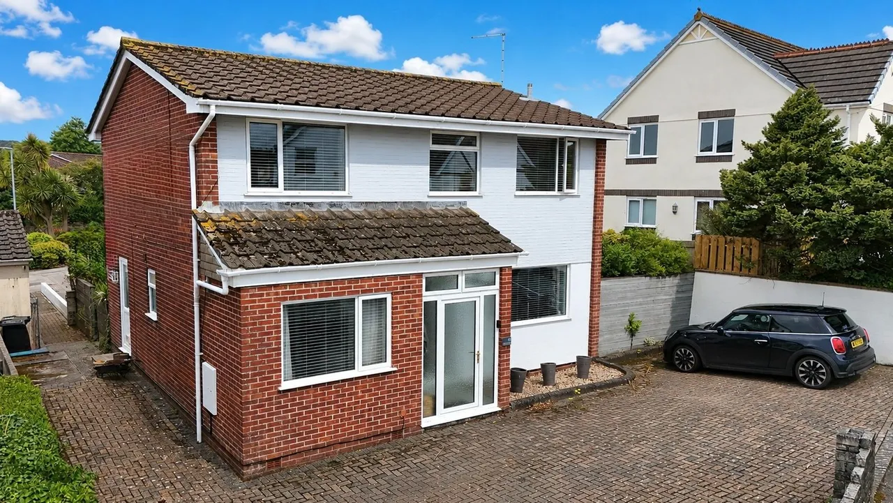 4 bed house for sale, Brockstone Road, Bethel St Austell, PL25