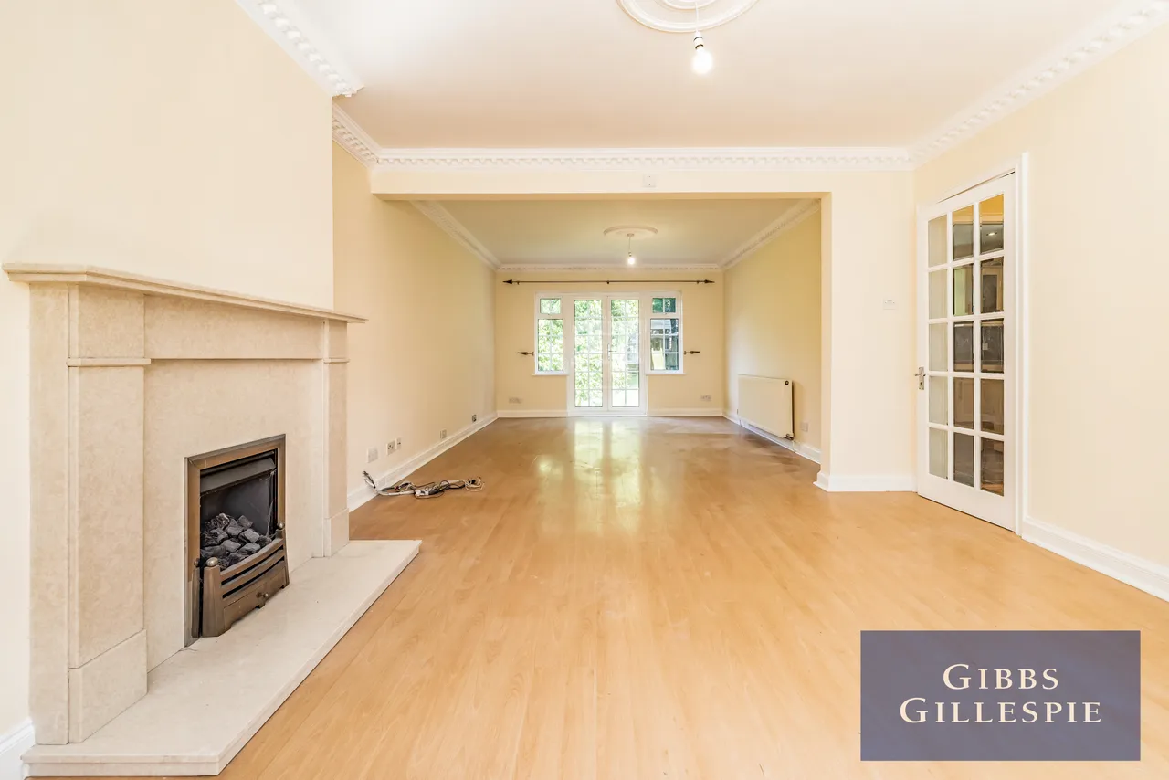 Evelyn Drive, Pinner Fees Apply, HA5, photo 3