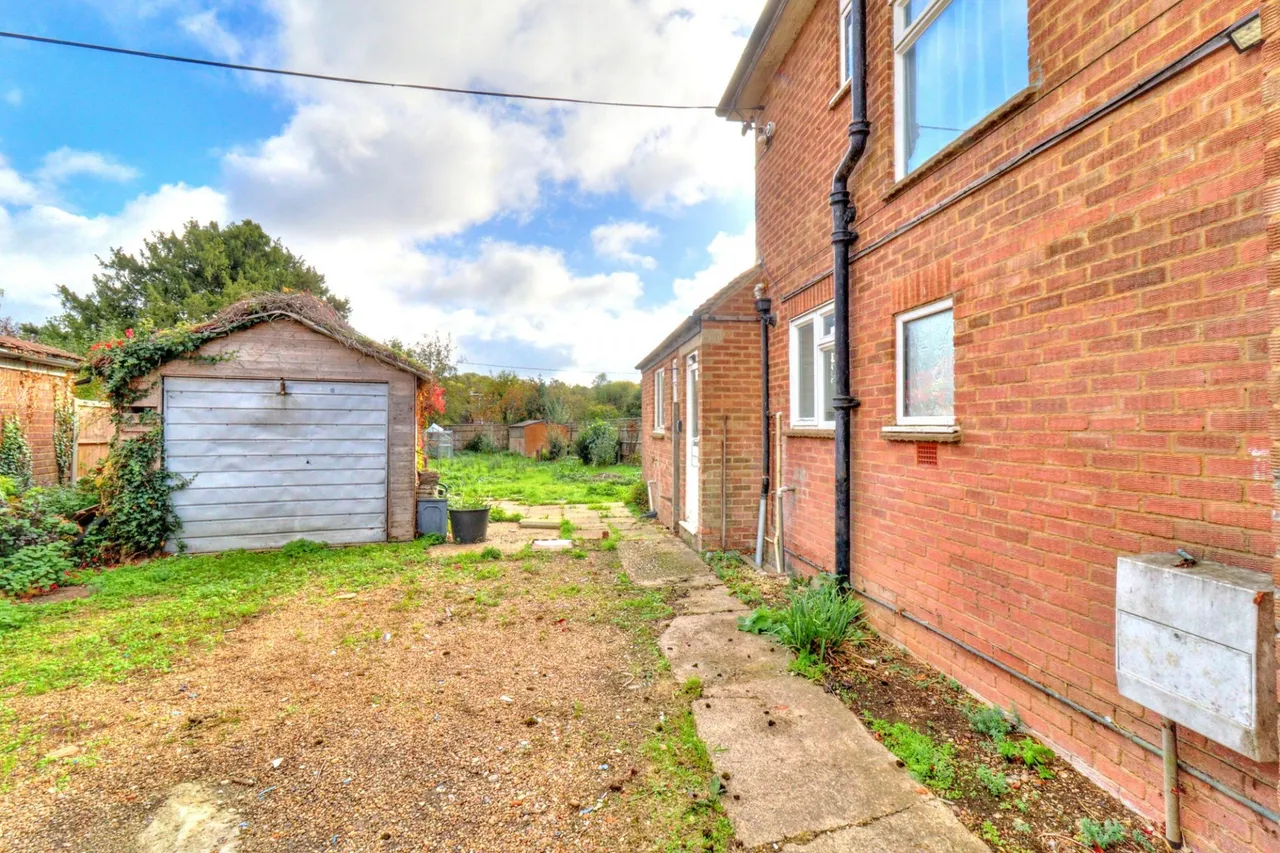 Widdenton View, Lane End, HP14, photo 12