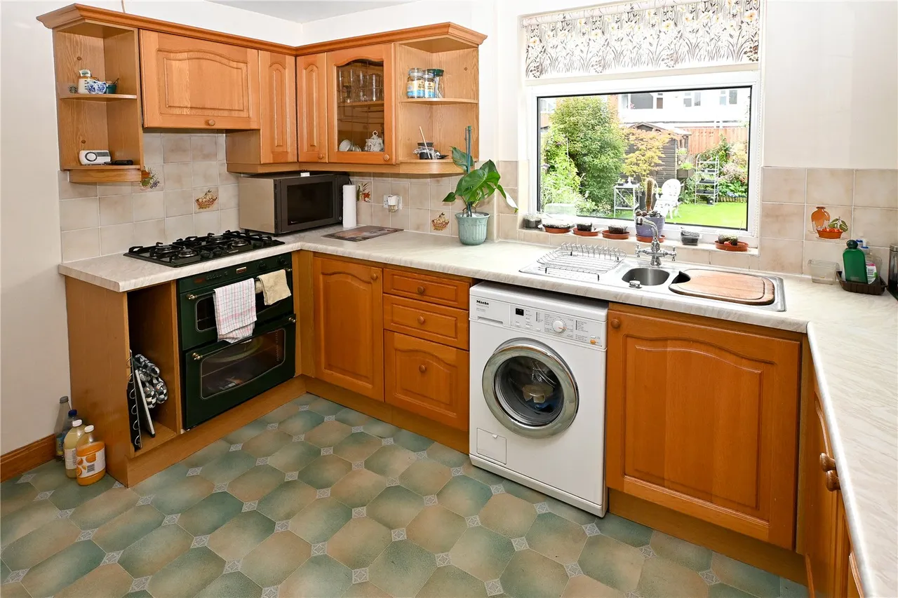 Hill Top Road, Northfield, Birmingham, B31 5AP, photo 3