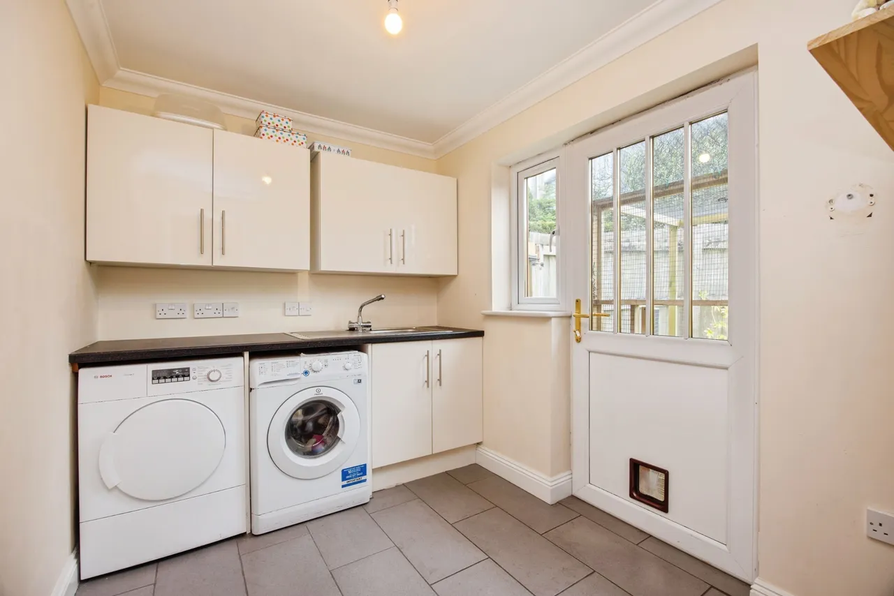 Cromwell Road, St. Austell, PL25, photo 12