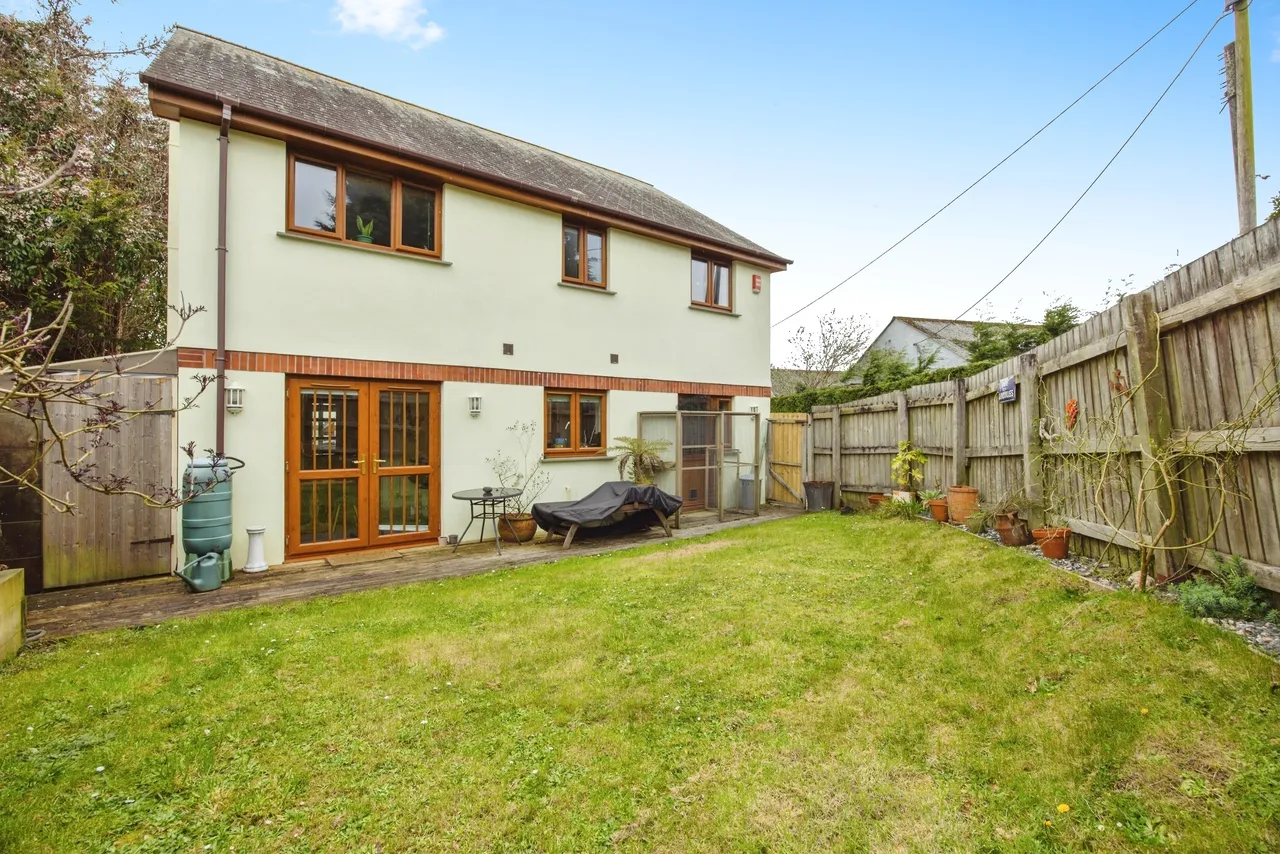 Cromwell Road, St. Austell, PL25, photo 11