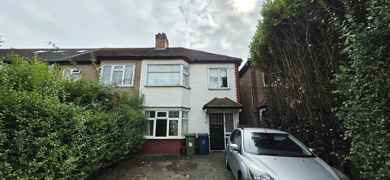 1 bed flat to rent — Headstone Drive, Harrow, HA1