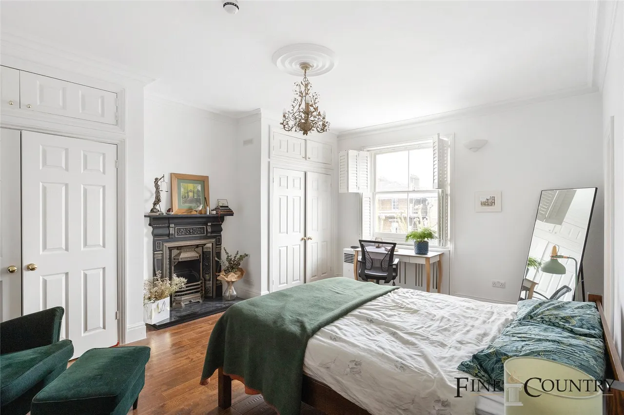 Brondesbury Villas, London, photo 11