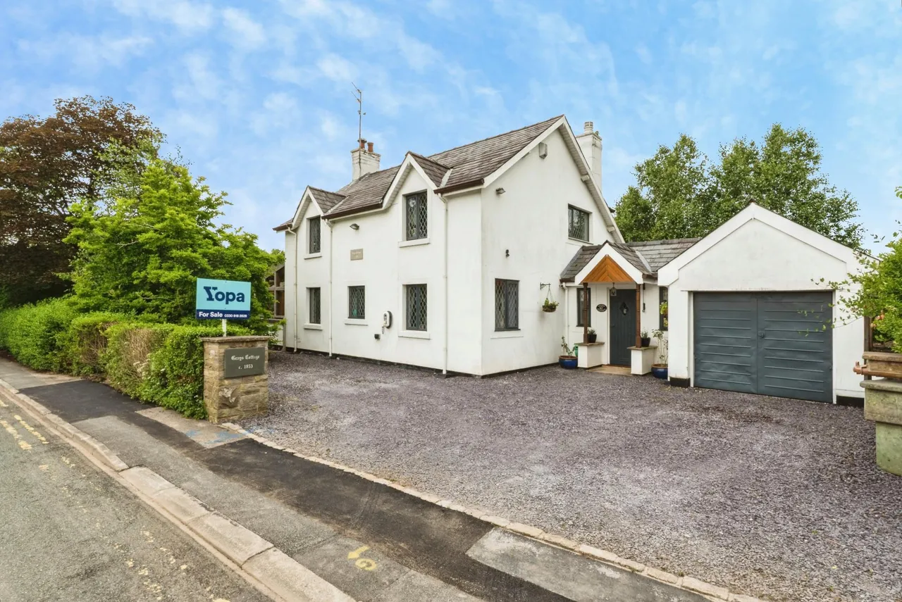 D'urton Lane, Broughton, PR3, photo 5