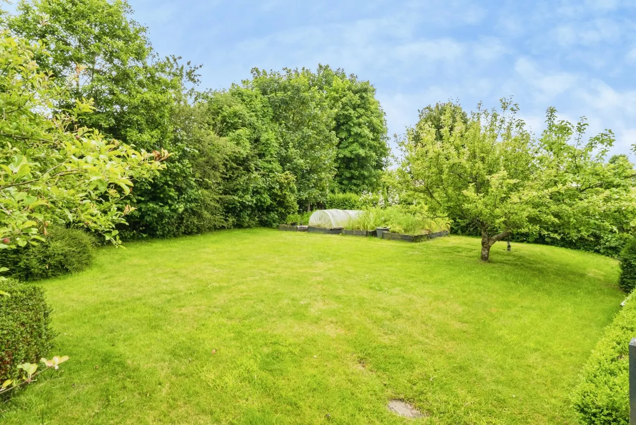 D'urton Lane, Broughton, PR3, photo 21