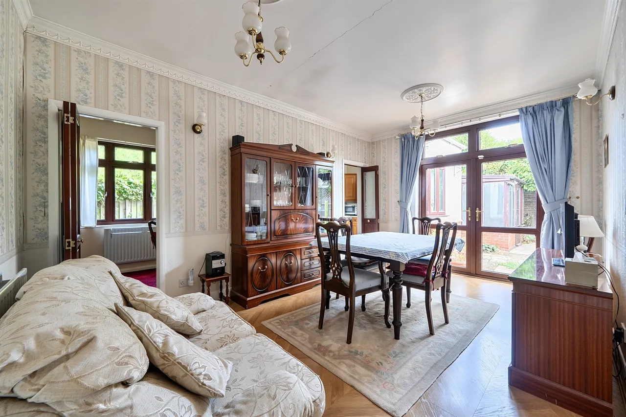 Wellington Road, Enfield, EN1, photo 4