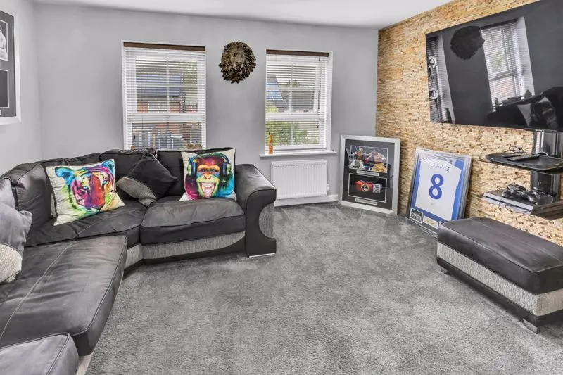 Fisher Drive, Heywood OL10 1FX, photo 10