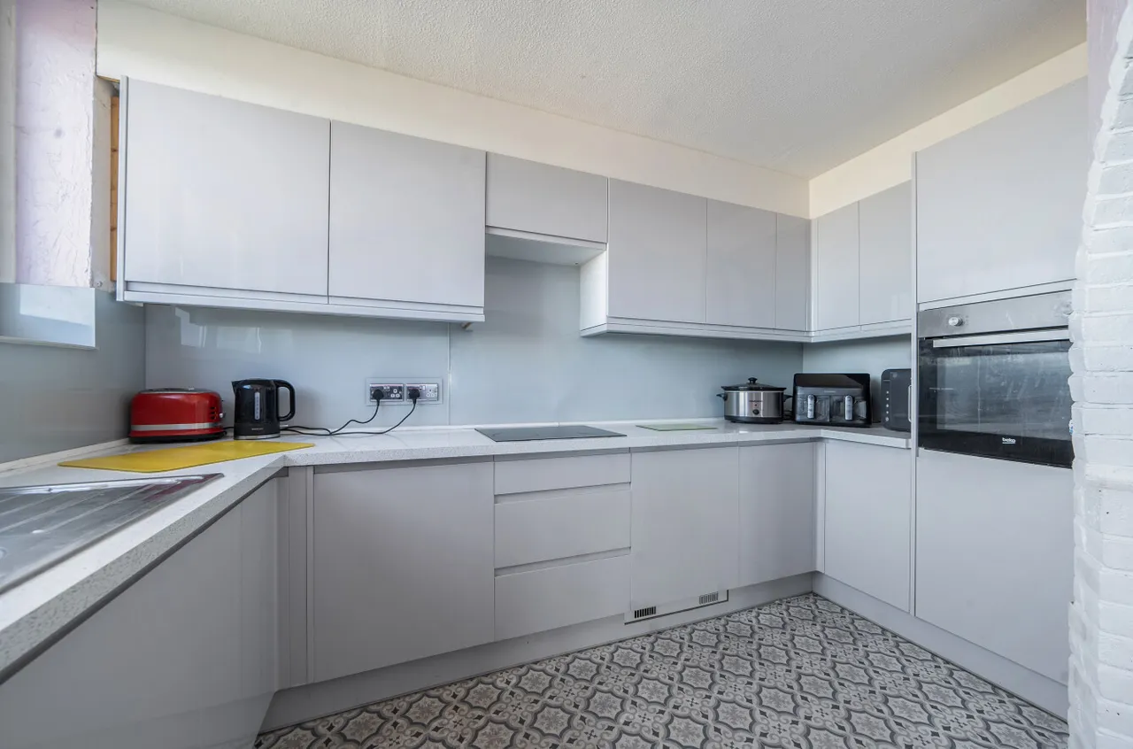 Boundary Road, Worthing, BN11, photo 3