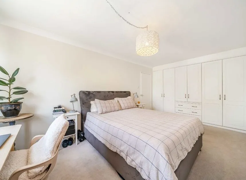 Palace Road, East Molesey, KT8, photo 4