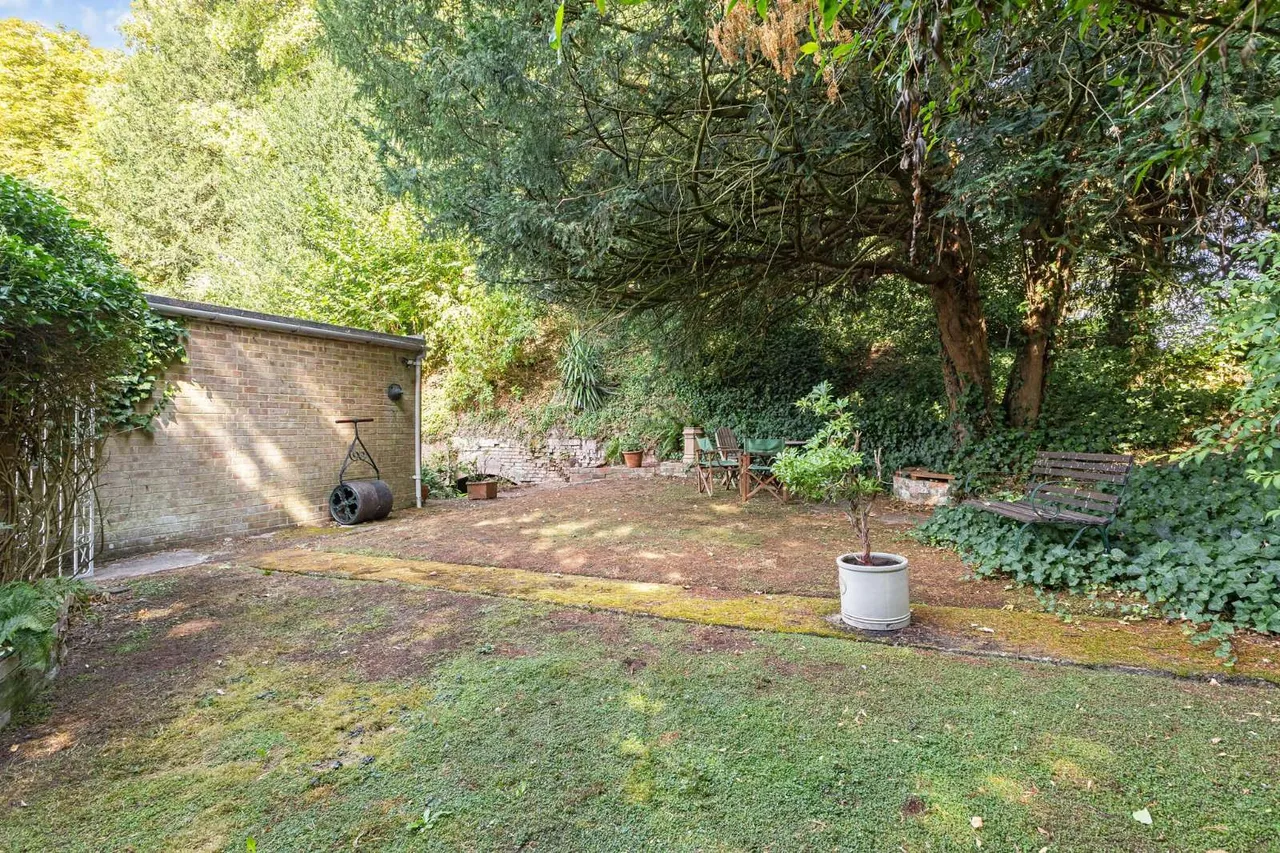 Chalkcroft Lane, Penton Mewsey, Andover, Hampshire, SP11 0RD, photo 9