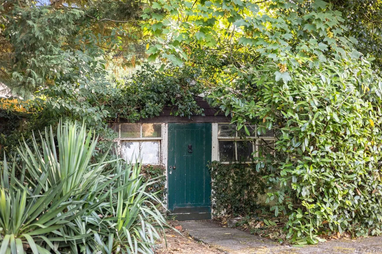 Chalkcroft Lane, Penton Mewsey, Andover, Hampshire, SP11 0RD, photo 11