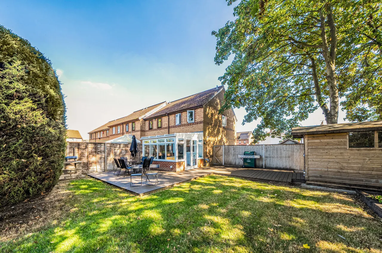 St. Augustine Gardens, St Denys, SO17, photo 14