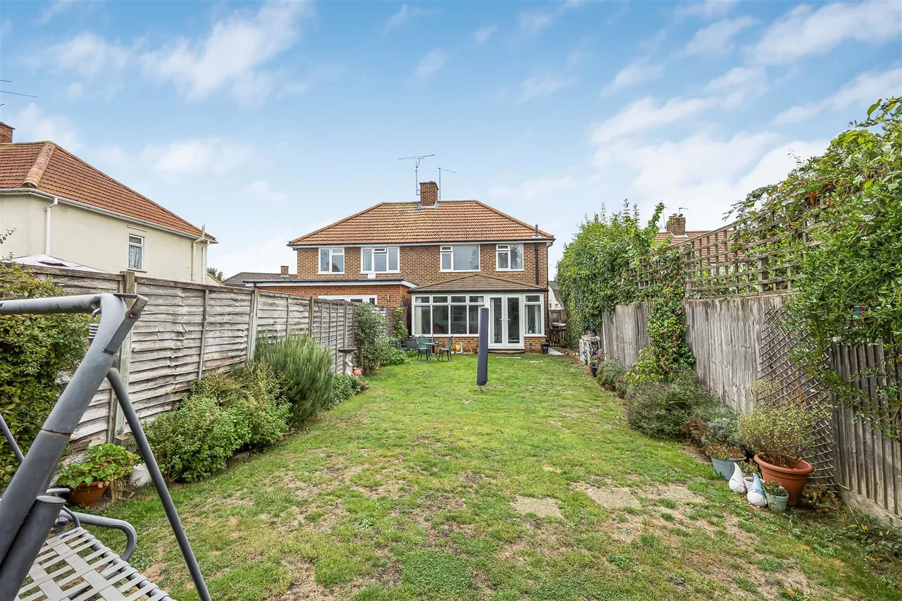 Greenfields Road, Reading, RG2, photo 13
