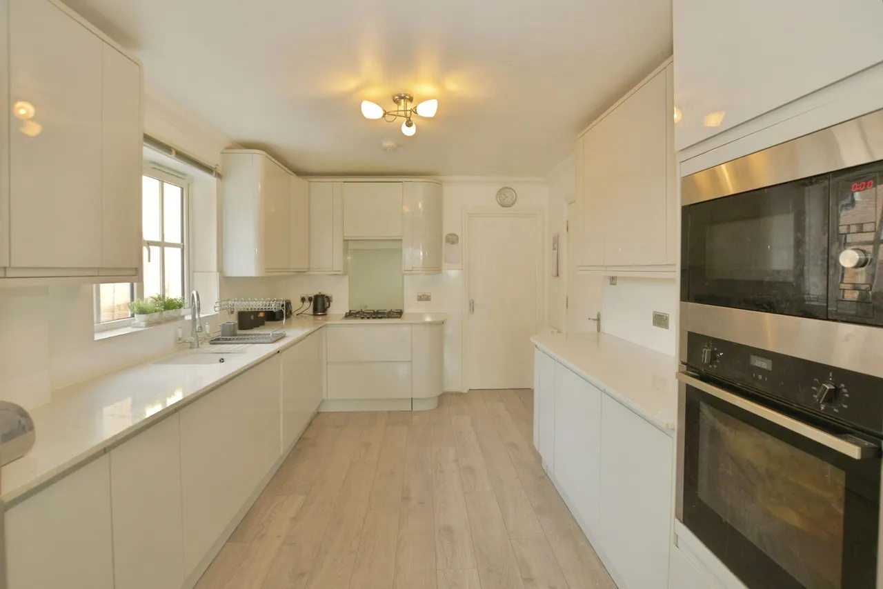 Lydd Road, New Romney, Kent, TN28, photo 17