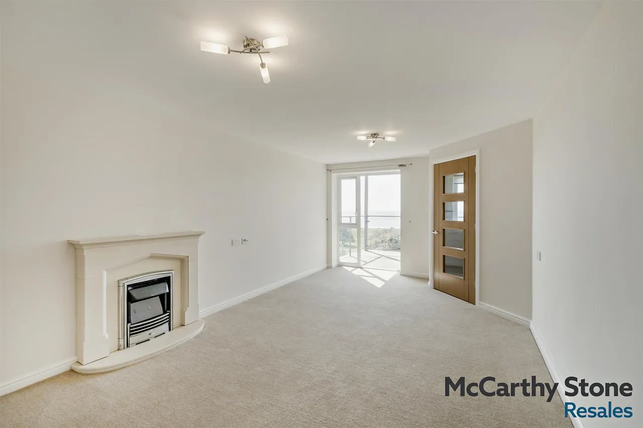 Douglas Avenue, Exmouth, EX8, photo 4