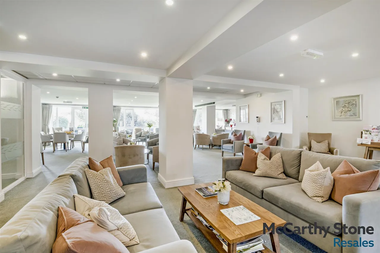 Douglas Avenue, Exmouth, EX8, photo 15