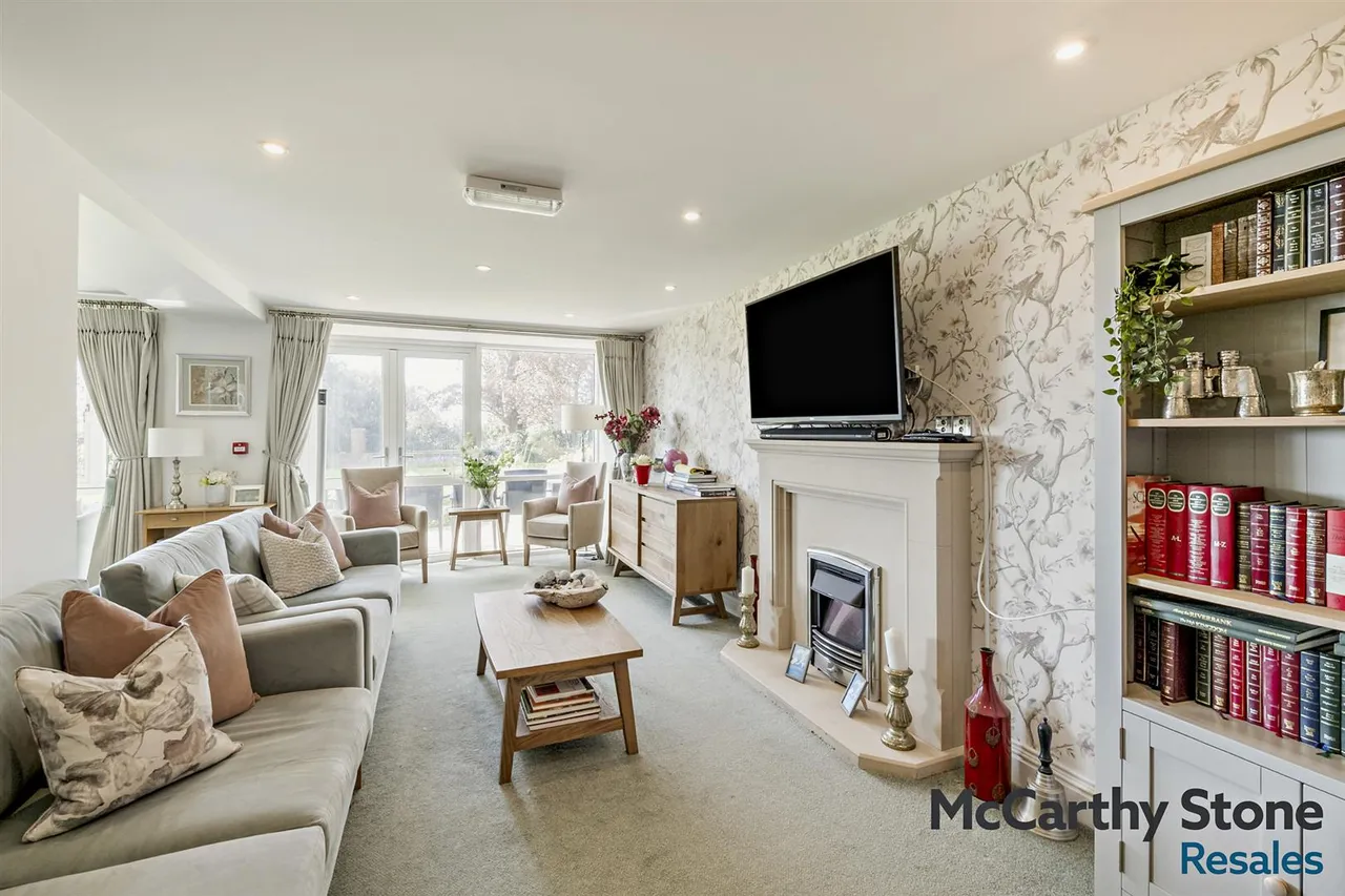 Douglas Avenue, Exmouth, EX8, photo 16