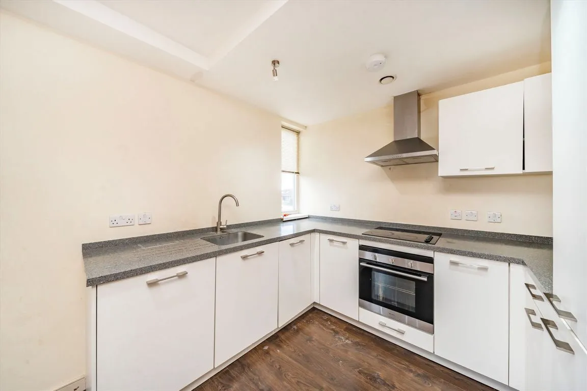 Orchard Road, Richmond, TW9, photo 2