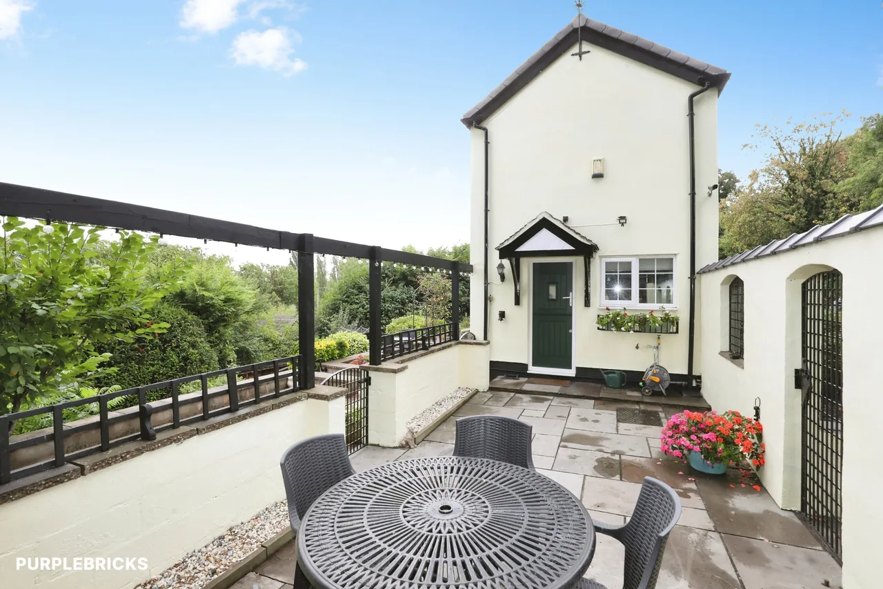 Runcorn Road, Barnton, CW8, photo 5