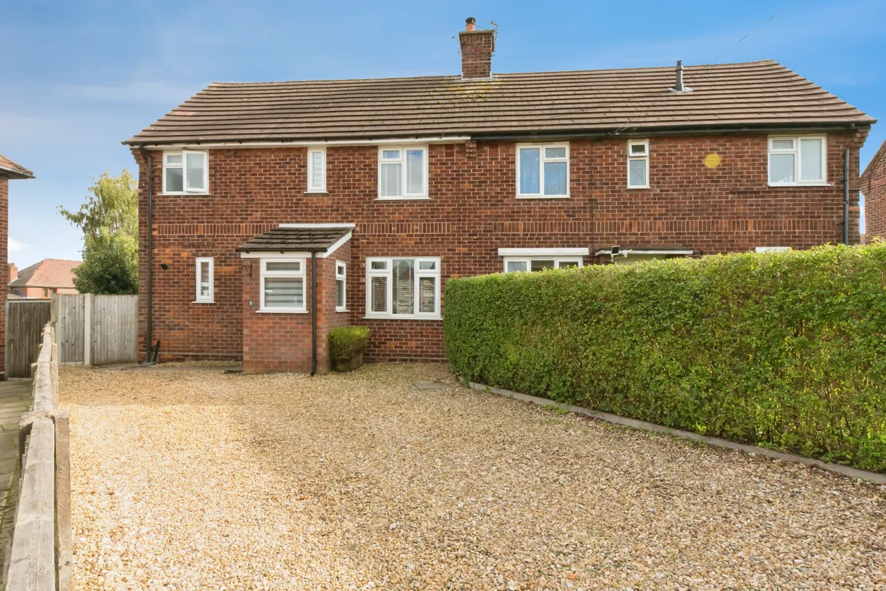 3 bed house for sale, Lawrence Avenue, Northwich, CW9