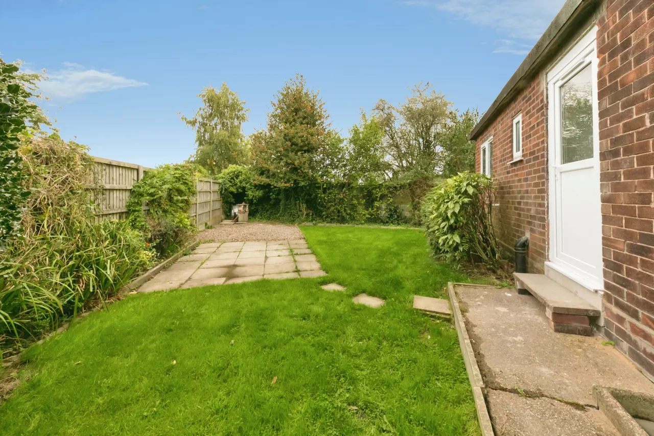 Lawrence Avenue, Northwich, CW9, photo 17