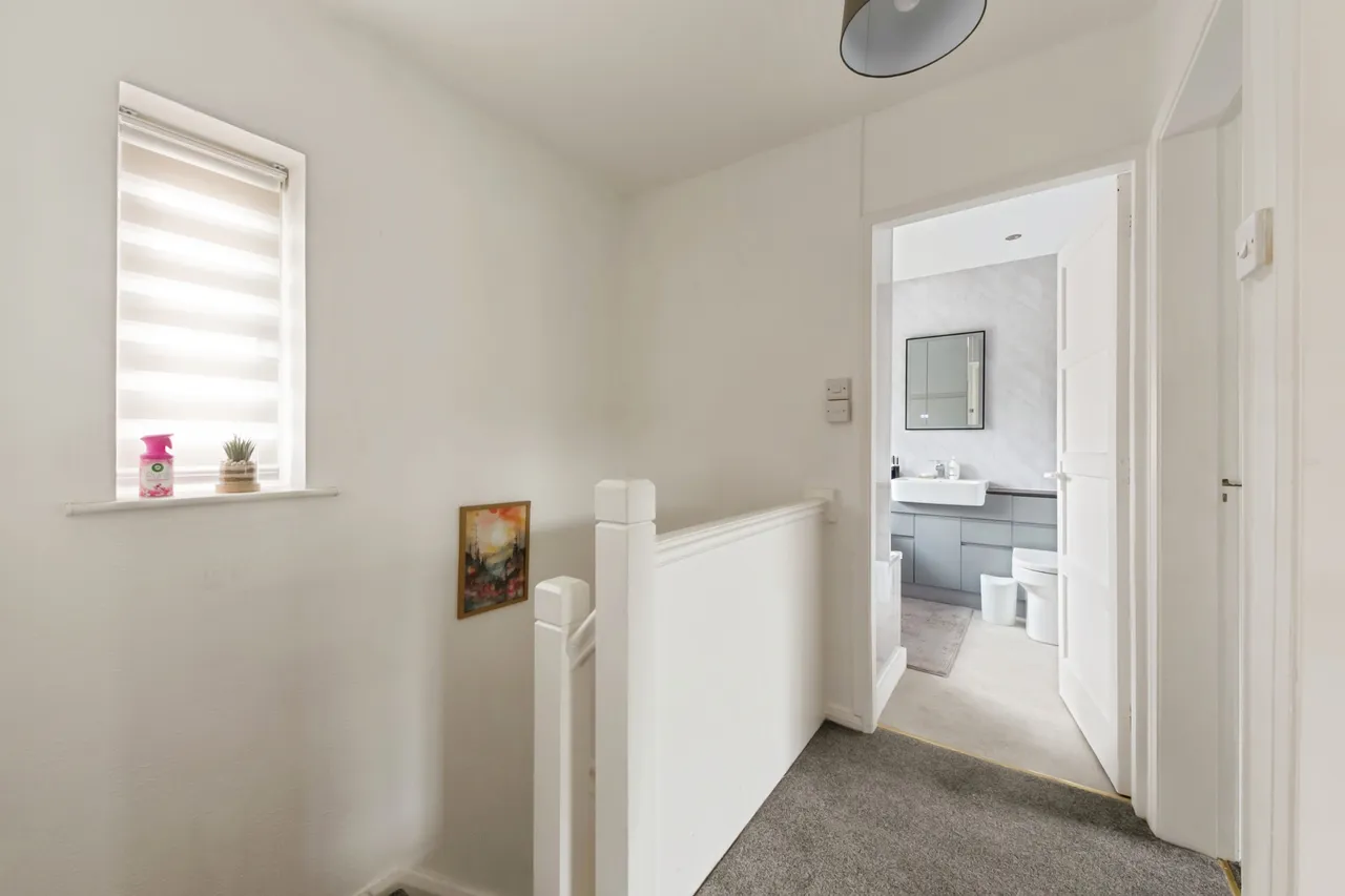 Lawrence Avenue, Northwich, CW9, photo 18