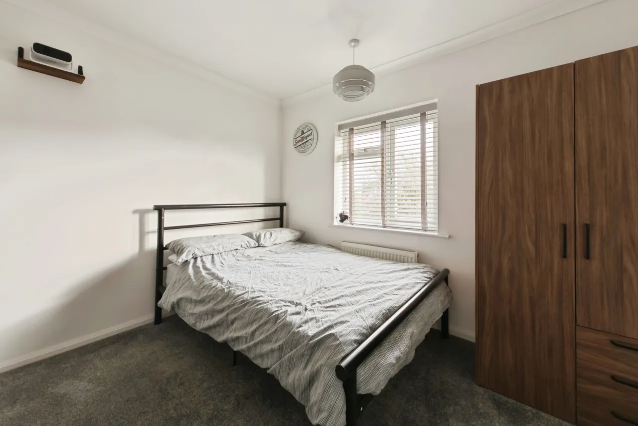 Lawrence Avenue, Northwich, CW9, photo 23