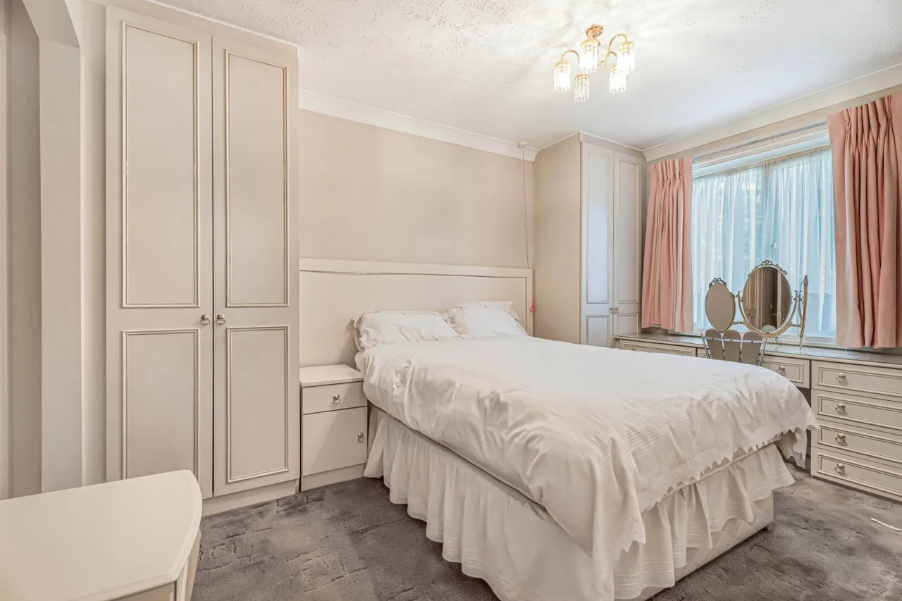 Du Cros Drive, Stanmore, HA7, photo 7