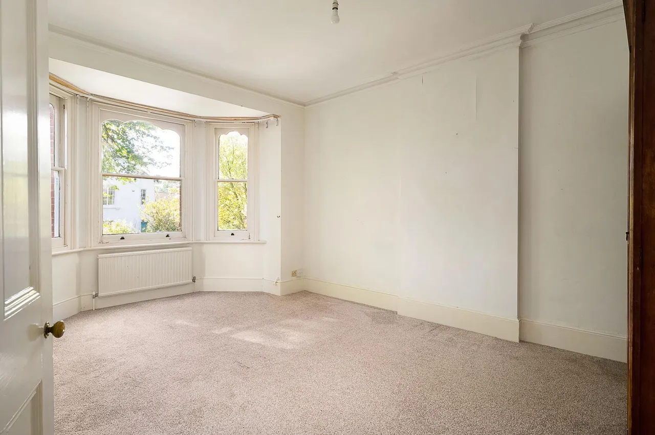 Donnington Square, Newbury, RG14, photo 9