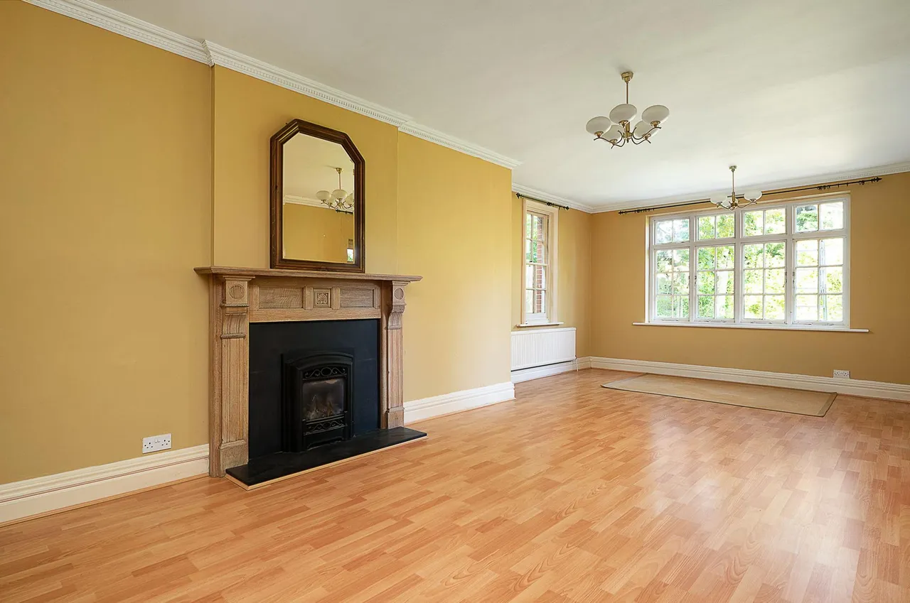 Donnington Square, Newbury, RG14, photo 4