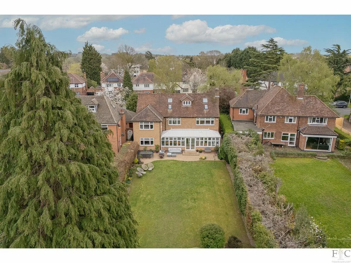 Stoughton Road, Oadby, LE2, photo 46