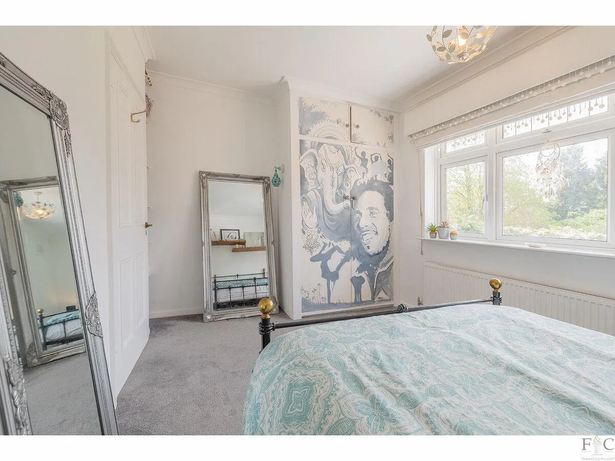 Stoughton Road, Oadby, LE2, photo 28
