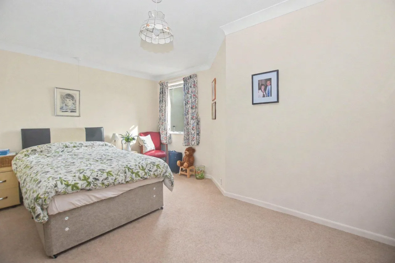 East Street, Bexleyheath, DA7, photo 2