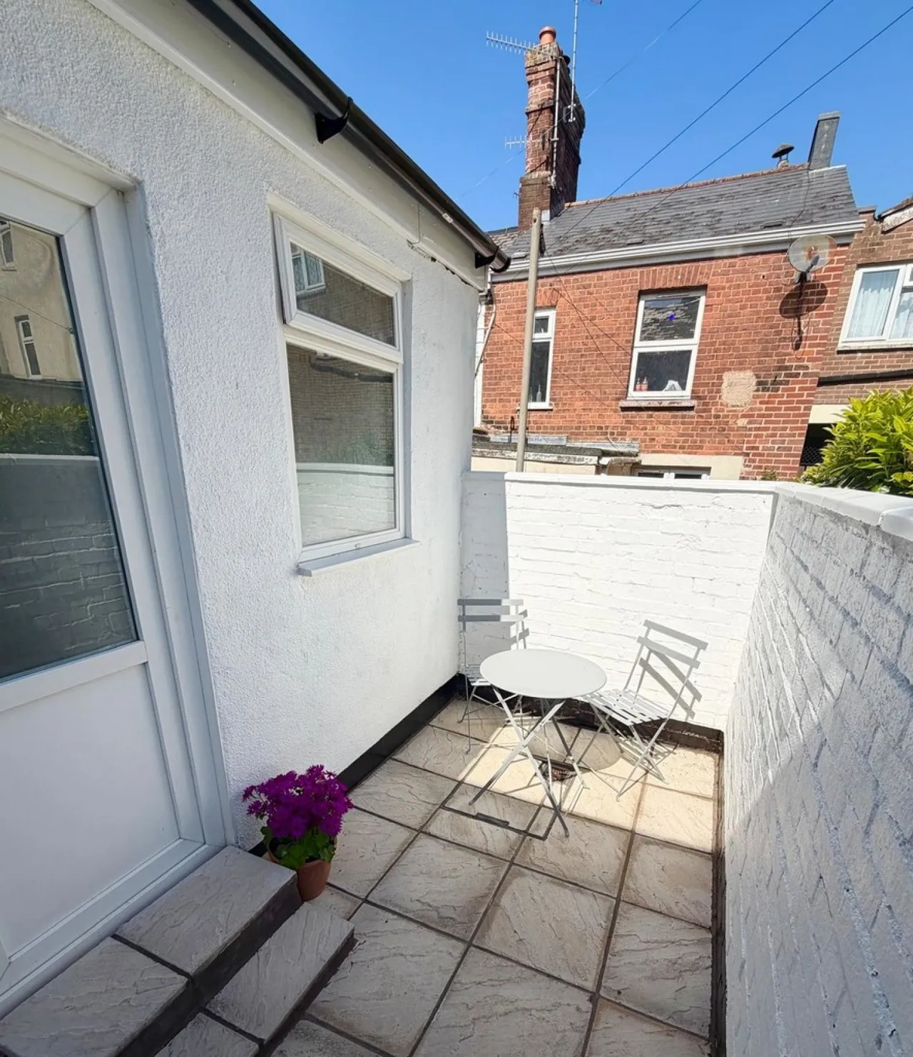 Exeter, EX1, photo 17