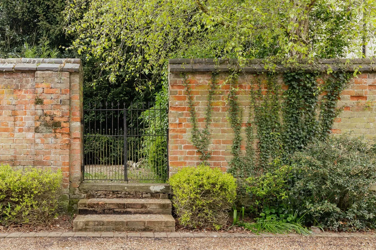 Shropham, NR17, photo 25