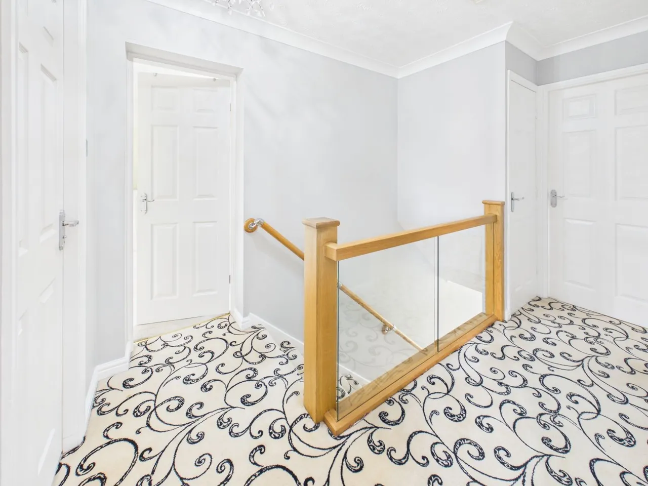 Willow Court, Alverthorpe, WF2, photo 22
