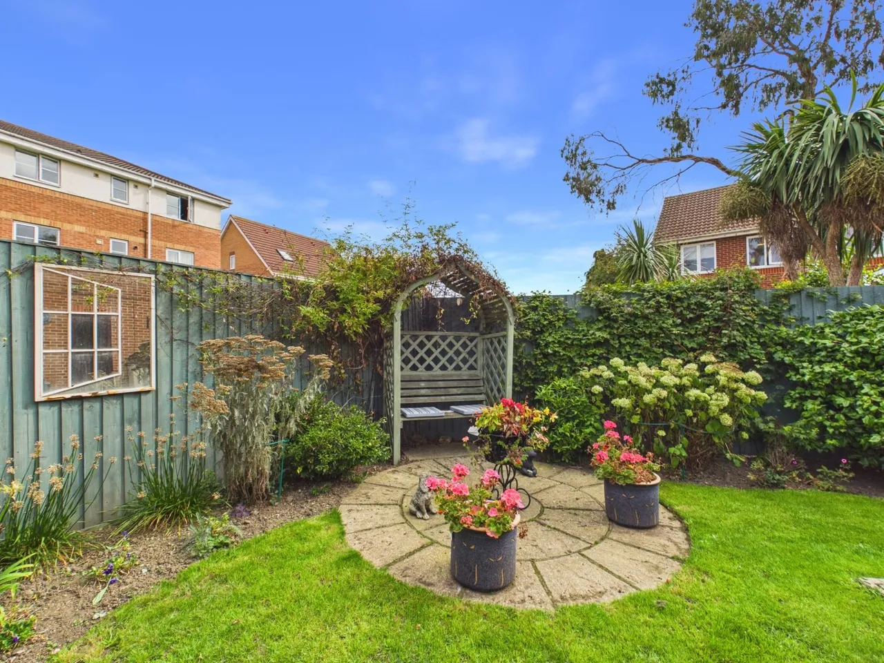 Willow Court, Alverthorpe, WF2, photo 26