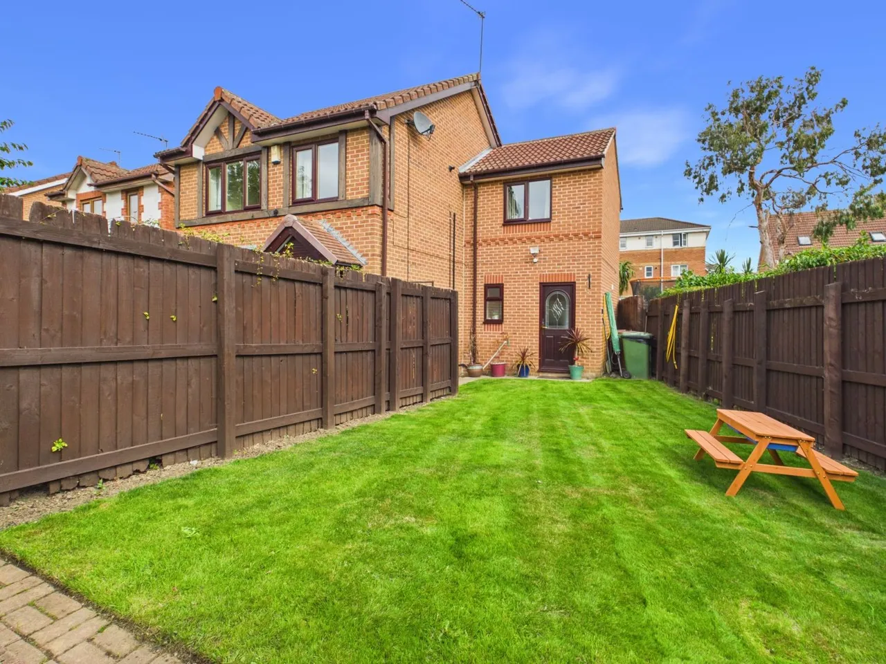 Willow Court, Alverthorpe, WF2, photo 29