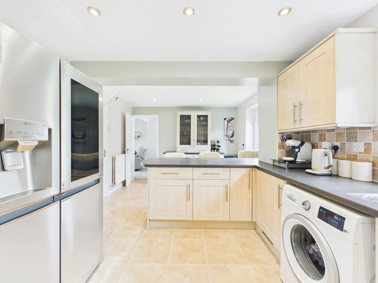 Willow Court, Alverthorpe, WF2, photo 9