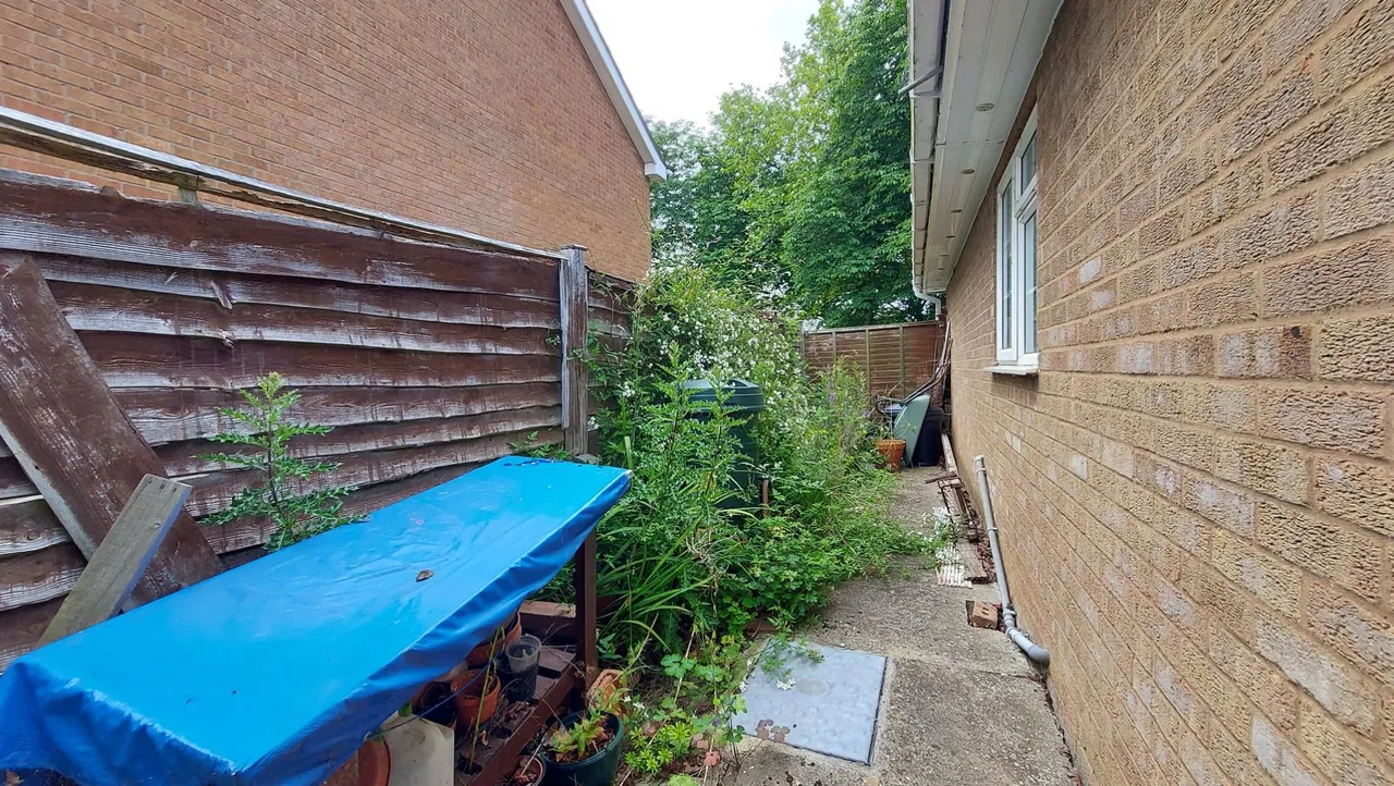 Beech Avenue, Bourne, PE10, photo 29