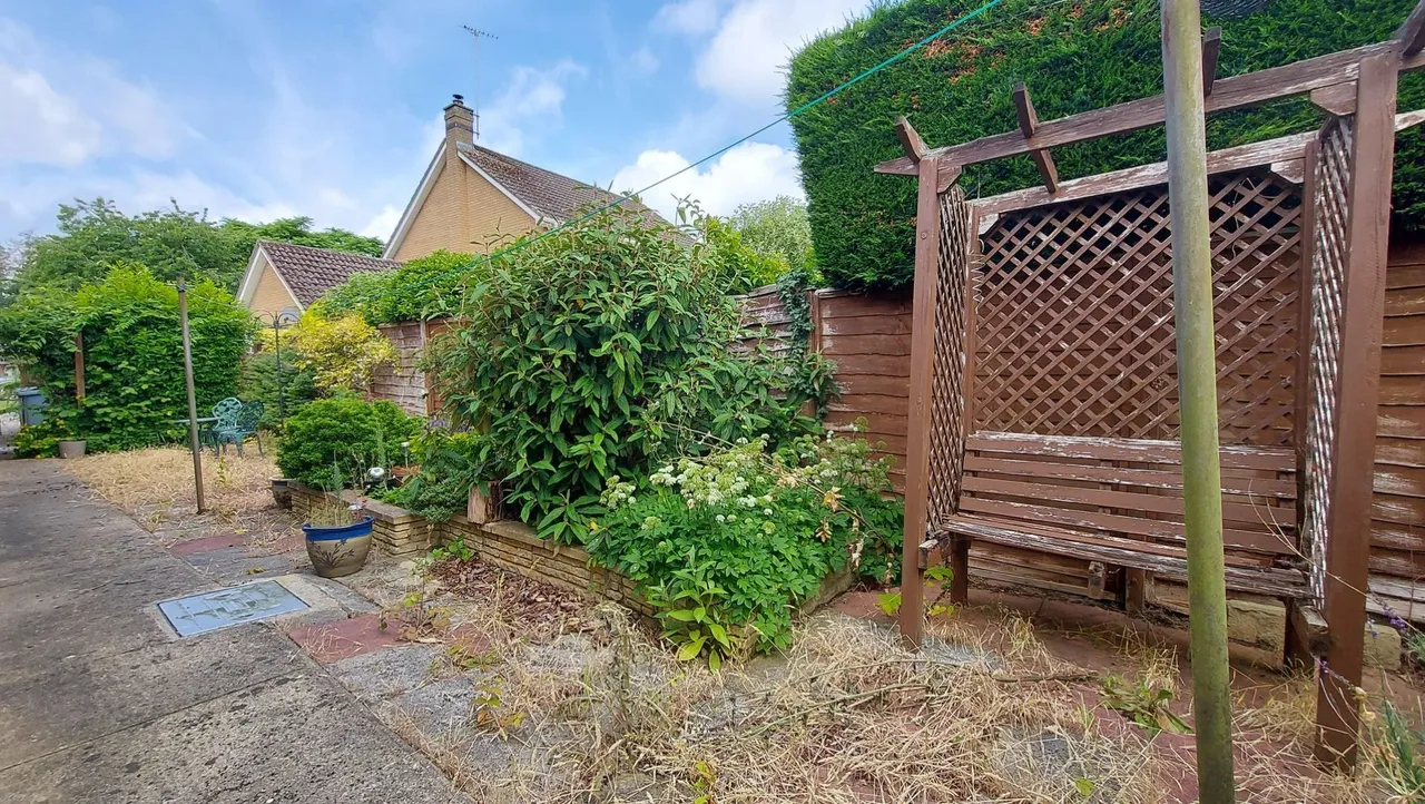 Beech Avenue, Bourne, PE10, photo 28