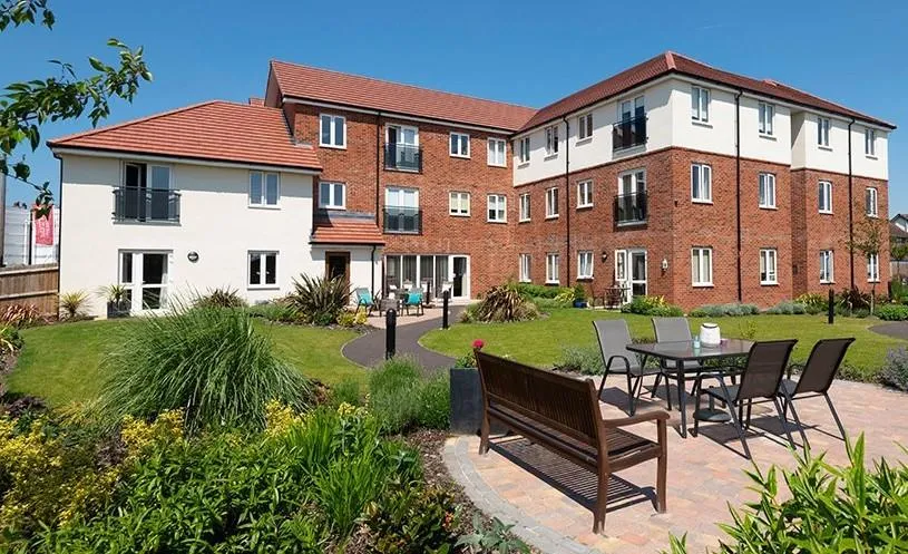 2 bed flat for sale, Mill Road, Southport, PR8