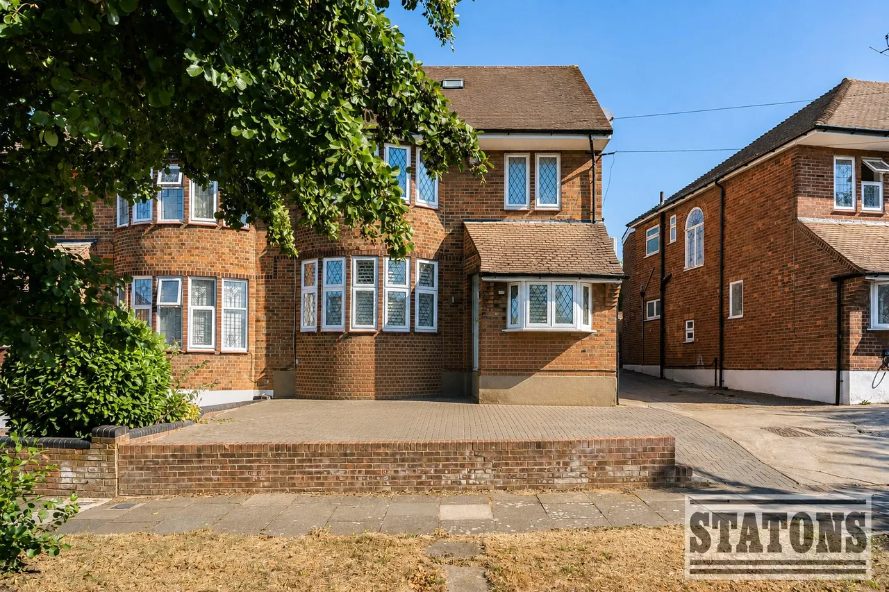 Michleham Down, Woodside Park, London, N12 7JN, photo 26