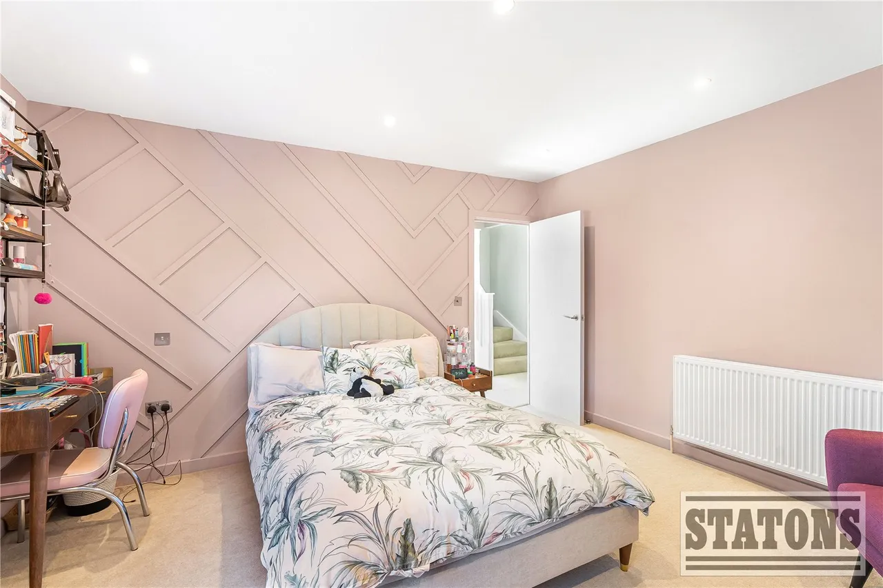 Michleham Down, Woodside Park, London, N12 7JN, photo 11